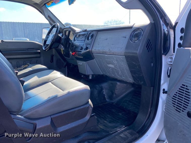 image for item KB9571 2011 Ford F550 Super Duty  bucket truck