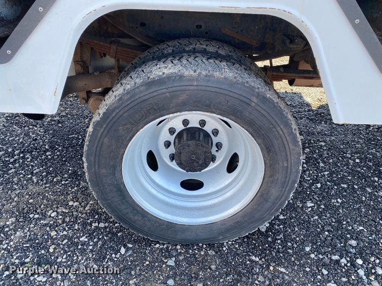 image for item KB9571 2011 Ford F550 Super Duty  bucket truck