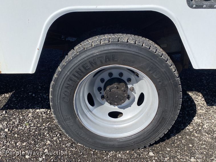 image for item KB9571 2011 Ford F550 Super Duty  bucket truck