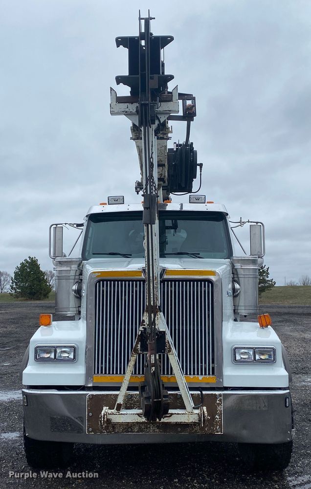 image for item KB9579 2012 Western Star 4900FA  crane truck