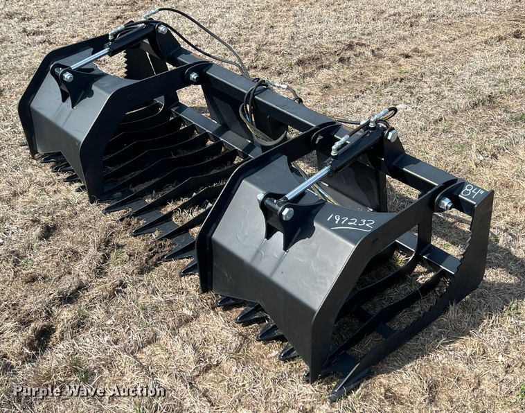 image for item KR9433 Skid steer grapple bucket