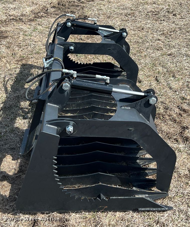 image for item KR9433 Skid steer grapple bucket