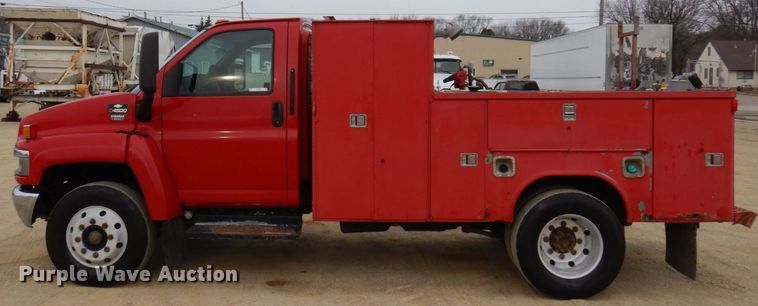 image for item KU9866 2006 Chevrolet C4500  utility / service truck