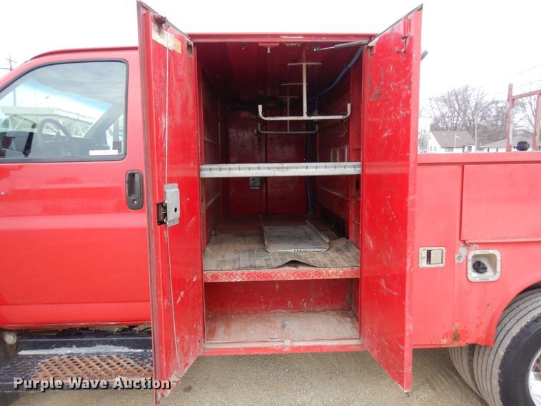 image for item KU9866 2006 Chevrolet C4500  utility / service truck