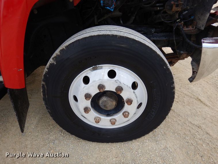 image for item KU9866 2006 Chevrolet C4500  utility / service truck