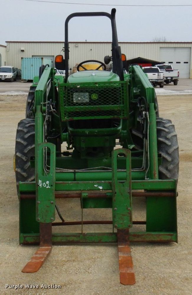 image for item KU9868 2014 John Deere 5065E  MFWD tractor