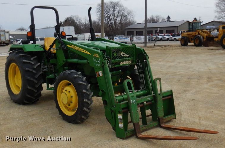 image for item KU9868 2014 John Deere 5065E  MFWD tractor