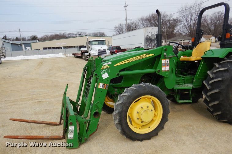 image for item KU9868 2014 John Deere 5065E  MFWD tractor