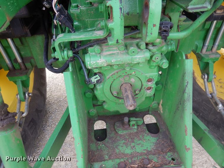 image for item KU9868 2014 John Deere 5065E  MFWD tractor