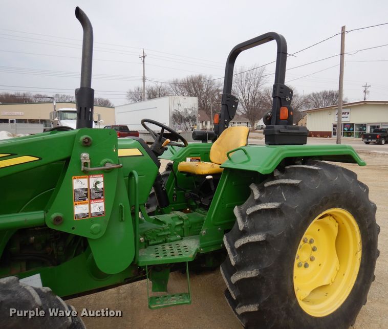 image for item KU9868 2014 John Deere 5065E  MFWD tractor