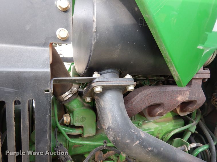 image for item KU9868 2014 John Deere 5065E  MFWD tractor