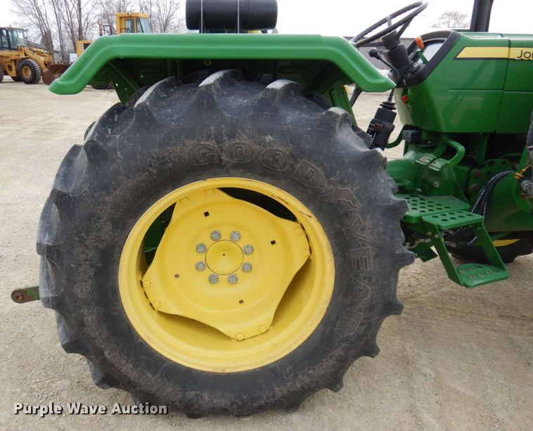 image for item KU9868 2014 John Deere 5065E  MFWD tractor