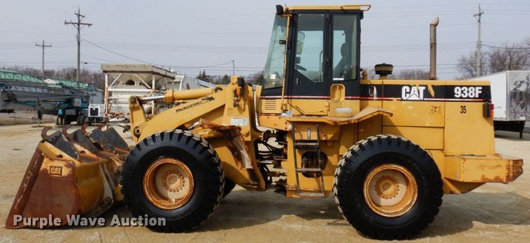 image for item KU9870 1997 Caterpillar 938F  wheel loader