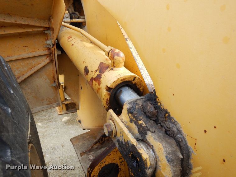 image for item KU9870 1997 Caterpillar 938F  wheel loader
