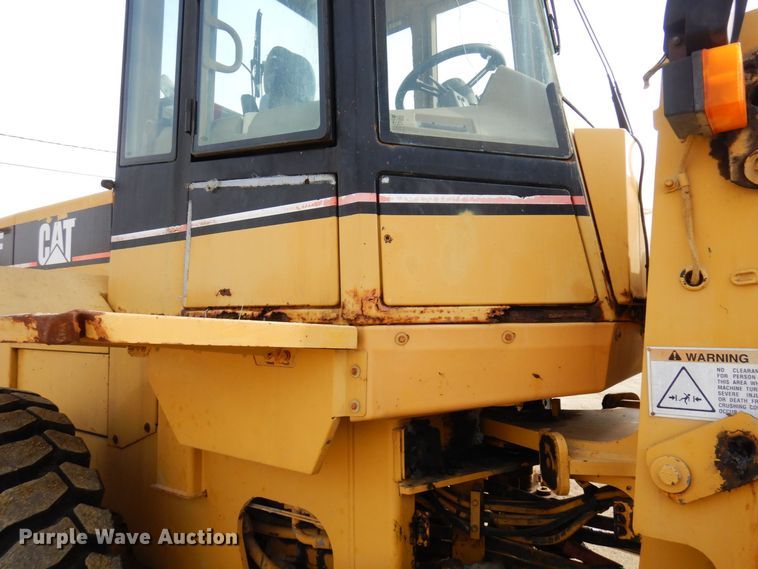 image for item KU9870 1997 Caterpillar 938F  wheel loader
