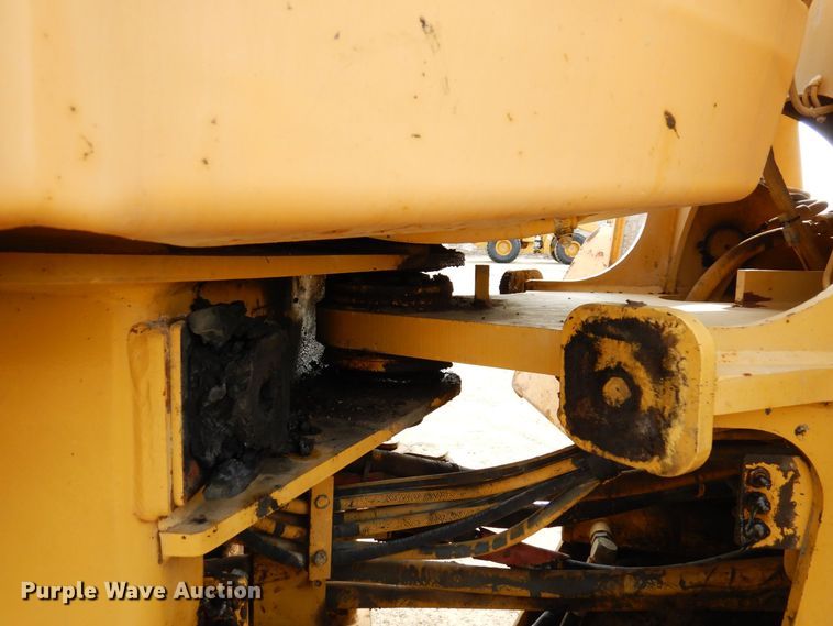 image for item KU9870 1997 Caterpillar 938F  wheel loader