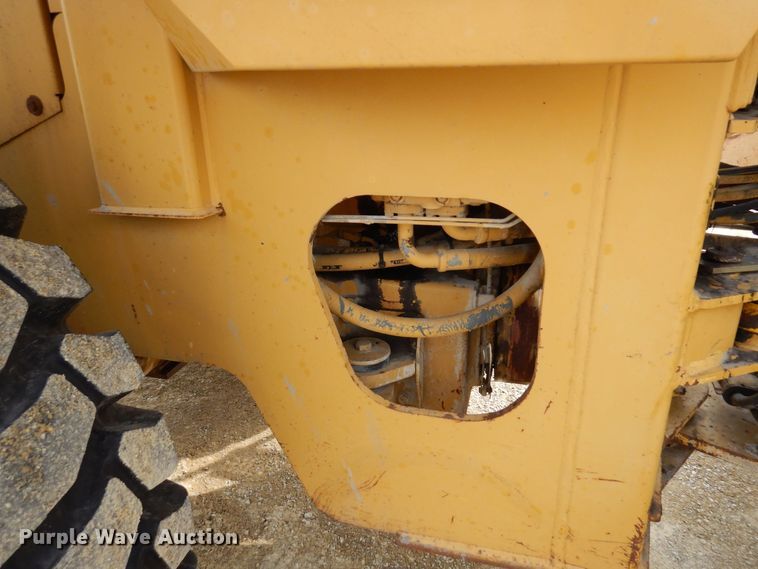 image for item KU9870 1997 Caterpillar 938F  wheel loader