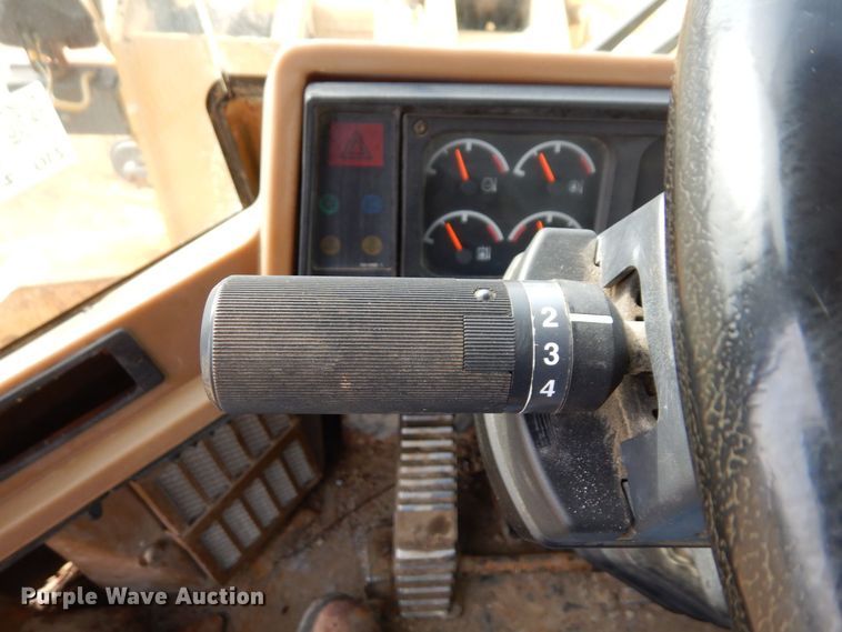 image for item KU9870 1997 Caterpillar 938F  wheel loader