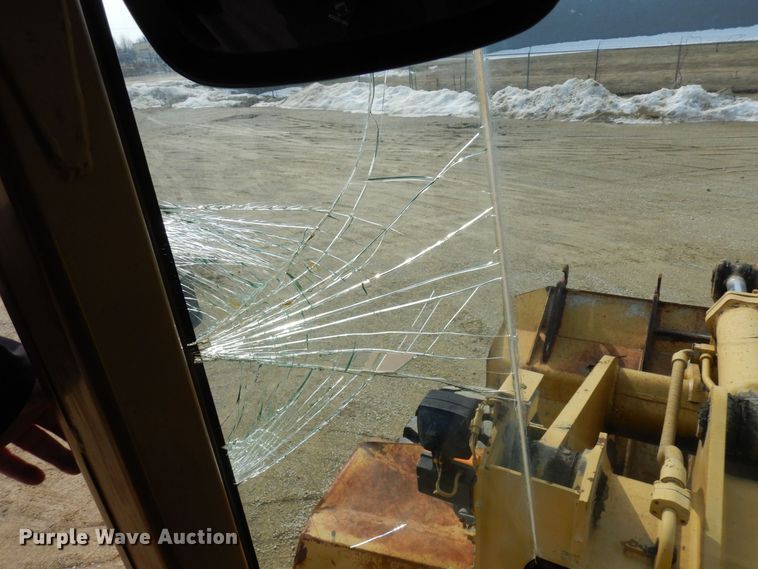 image for item KU9870 1997 Caterpillar 938F  wheel loader