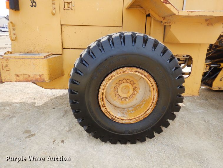 image for item KU9870 1997 Caterpillar 938F  wheel loader