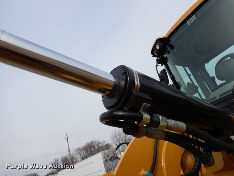 image for item KU9871 2016 Caterpillar 926M  wheel loader