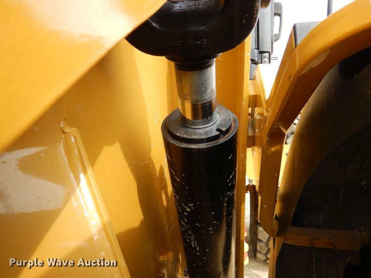 image for item KU9871 2016 Caterpillar 926M  wheel loader