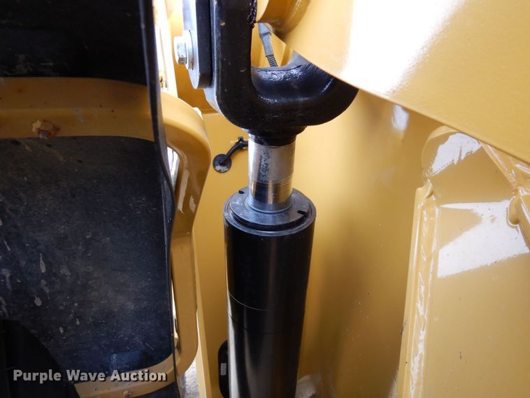 image for item KU9871 2016 Caterpillar 926M  wheel loader