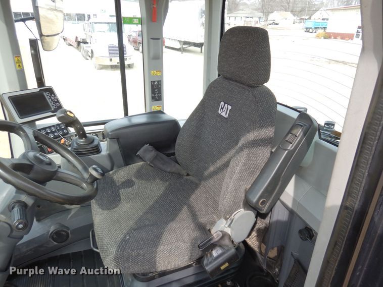 image for item KU9871 2016 Caterpillar 926M  wheel loader