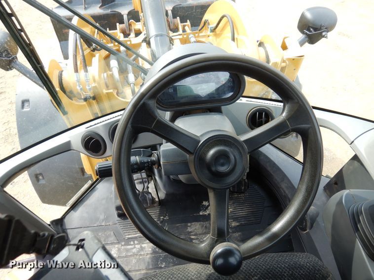 image for item KU9871 2016 Caterpillar 926M  wheel loader