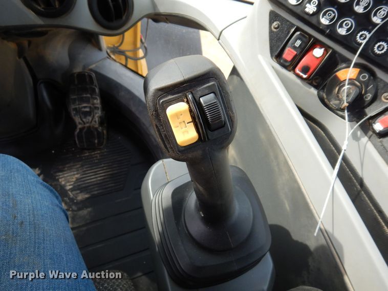 image for item KU9871 2016 Caterpillar 926M  wheel loader