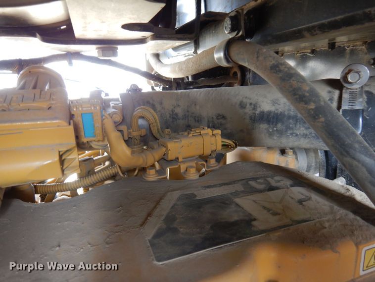 image for item KU9871 2016 Caterpillar 926M  wheel loader