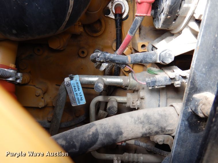 image for item KU9871 2016 Caterpillar 926M  wheel loader