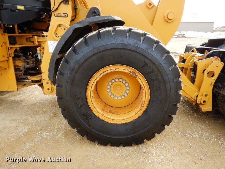 image for item KU9871 2016 Caterpillar 926M  wheel loader