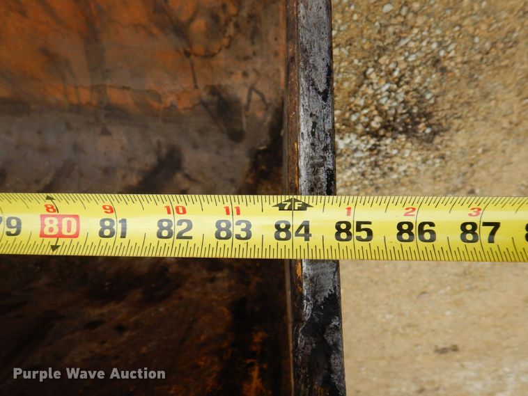 image for item KU9872 2000 John Deere 410E  backhoe