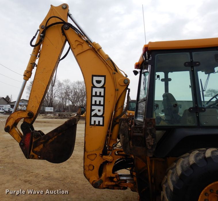 image for item KU9872 2000 John Deere 410E  backhoe