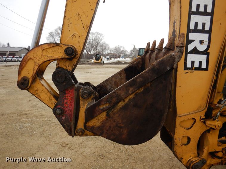 image for item KU9872 2000 John Deere 410E  backhoe