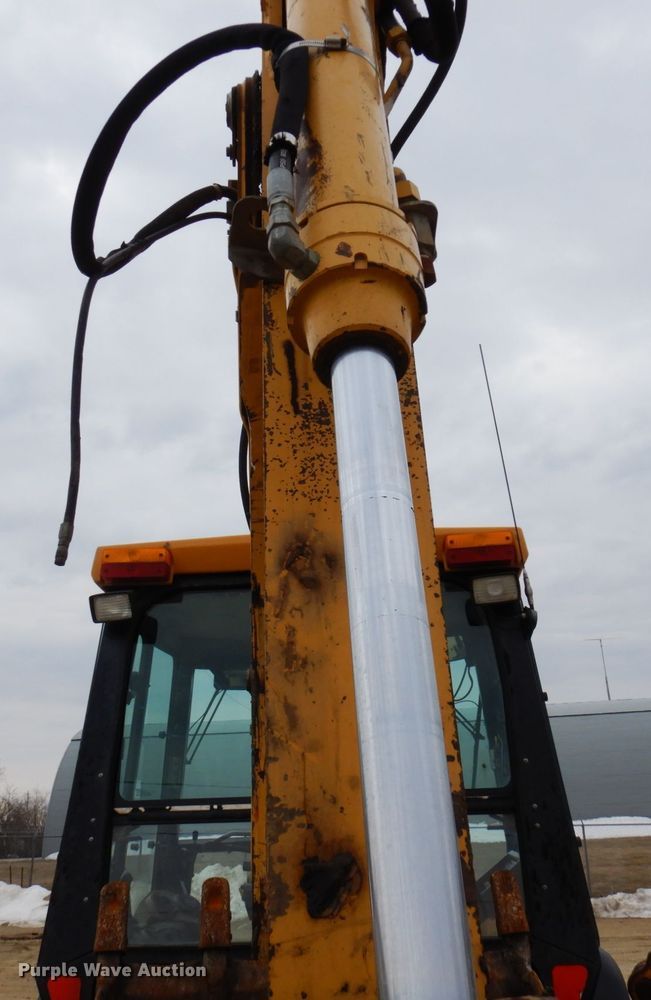 image for item KU9872 2000 John Deere 410E  backhoe