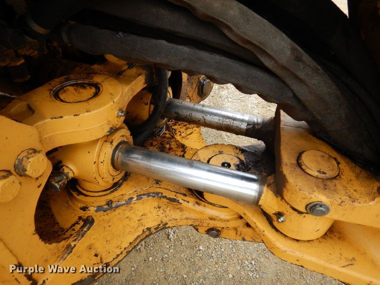 image for item KU9872 2000 John Deere 410E  backhoe