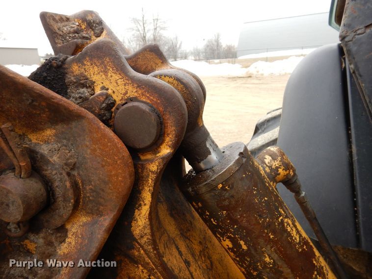 image for item KU9872 2000 John Deere 410E  backhoe