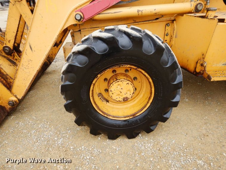 image for item KU9872 2000 John Deere 410E  backhoe