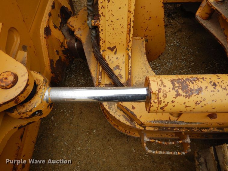 image for item KU9873 2011 Caterpillar D5K LGP  dozer