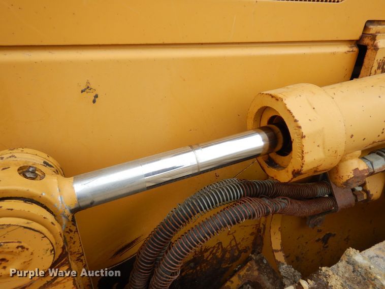 image for item KU9873 2011 Caterpillar D5K LGP  dozer