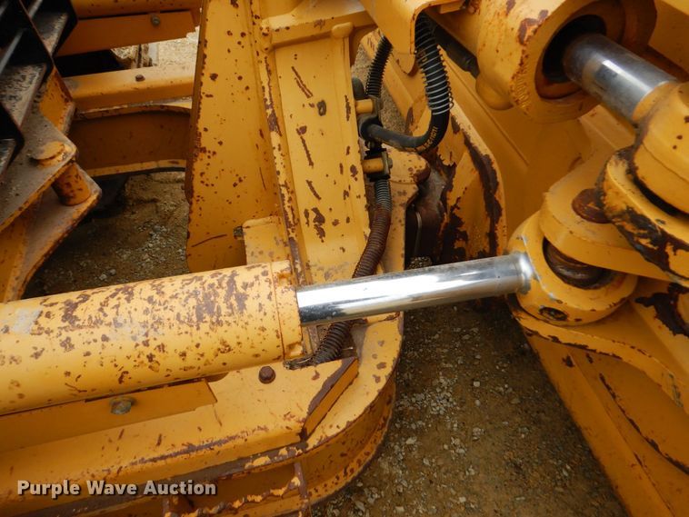 image for item KU9873 2011 Caterpillar D5K LGP  dozer