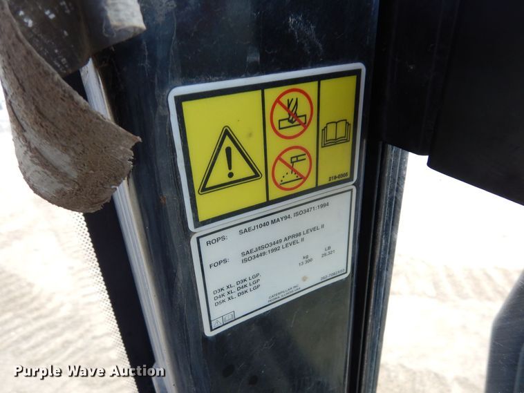 image for item KU9873 2011 Caterpillar D5K LGP  dozer