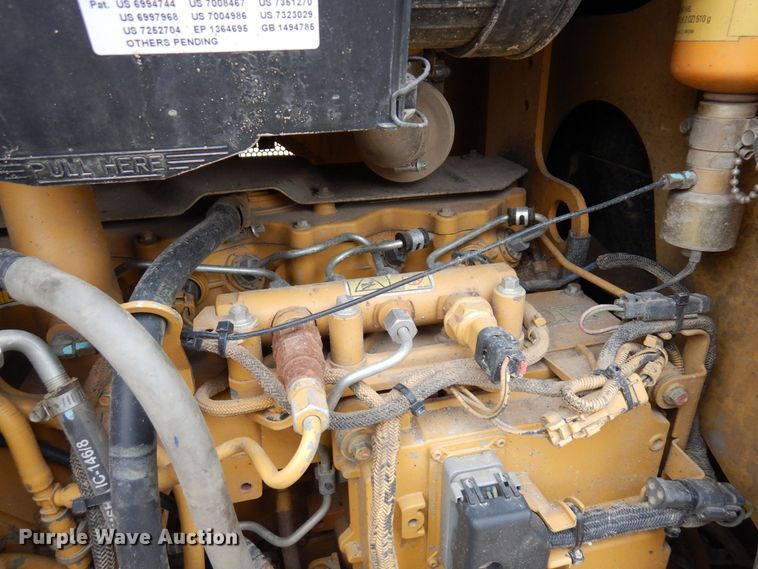 image for item KU9873 2011 Caterpillar D5K LGP  dozer