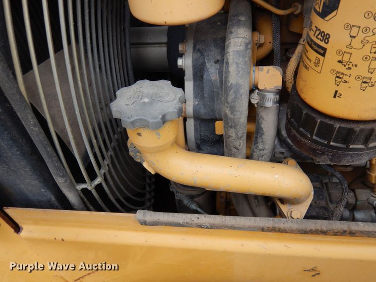 image for item KU9873 2011 Caterpillar D5K LGP  dozer