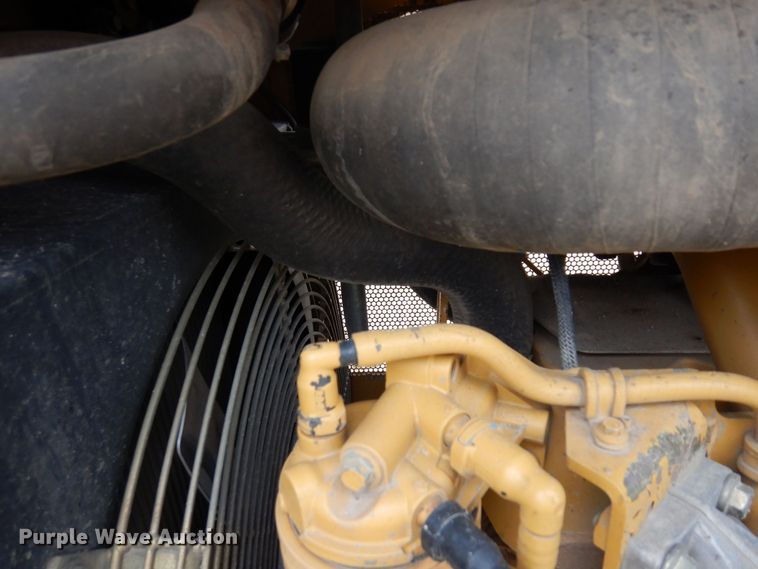 image for item KU9873 2011 Caterpillar D5K LGP  dozer