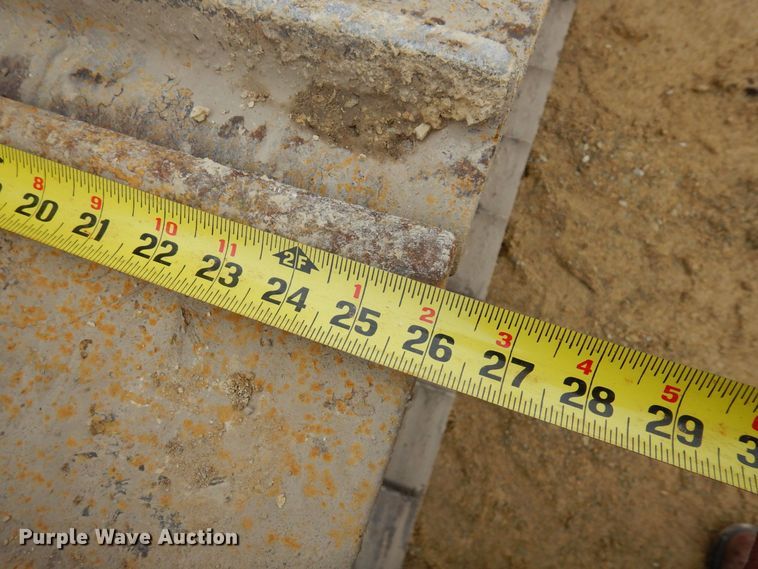 image for item KU9873 2011 Caterpillar D5K LGP  dozer