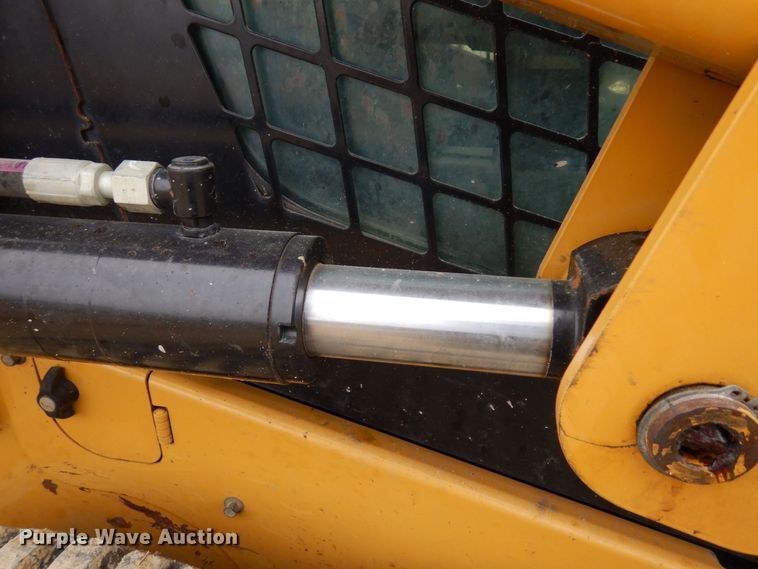 image for item KU9874 2016 Caterpillar 279D  tracked skid steer loader