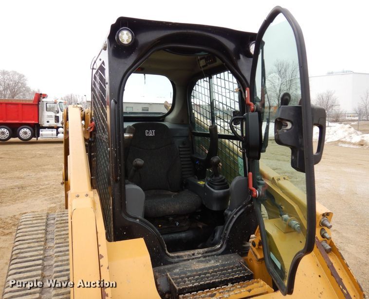 image for item KU9874 2016 Caterpillar 279D  tracked skid steer loader